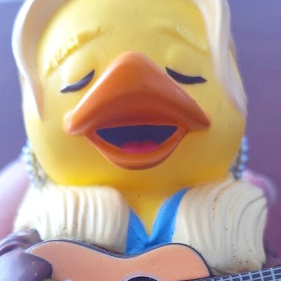 Tubbz Phoebe Buffay Collectable Vinyl Rubber Duck Figure - Picture 2 of 4